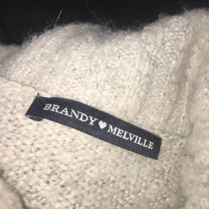 Brandy Melville Sweater